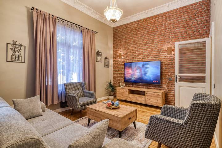 Ferienwohnung für 6 Personen, mit Balkon/Terrasse in Asien