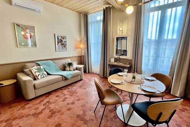 Villa pour 4 personnes, avec balcon à Hyeres