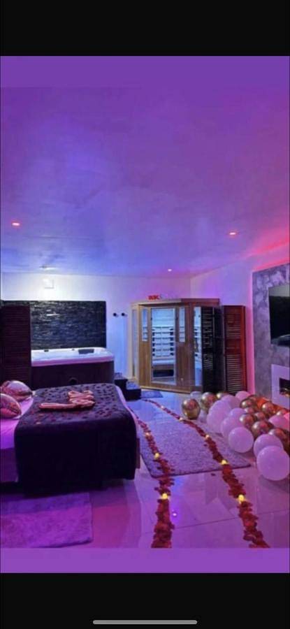 Gîte pour 2 personnes, avec piscine et sauna à Herblay-sur-Seine - 2