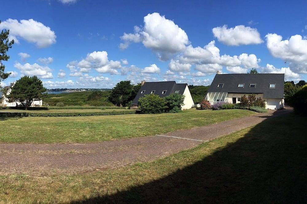 Villa familiar frente al mar con vistas al mar in Moëlan-sur-Mer, Region de Quimper