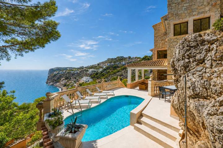 Casa de vacaciones para 10 personas, con Terraza además de Jardín y Piscina en Puerto de Andrach