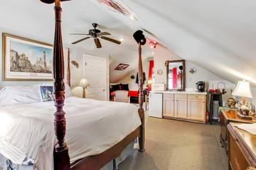 Bed And Breakfast for 9 Guests in New Orleans, Orleans Parish, Picture 3