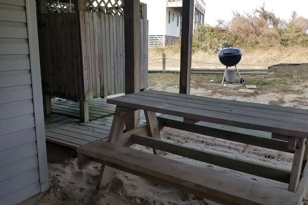 Ganze Wohnung, Seepferdchen Cottage Downstairs - Beachside Living in Nags Head, Dare County