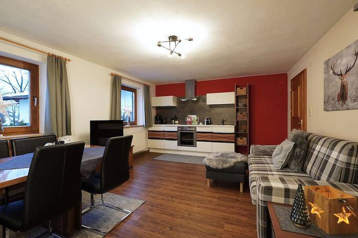 Bauernhof für 4 Personen, mit Balkon und Garten