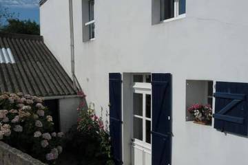 Location de vacances pour 7 personnes, avec jacuzzi et jardin, animaux acceptés dans Office De Tourisme Saint Pierre Quiberon