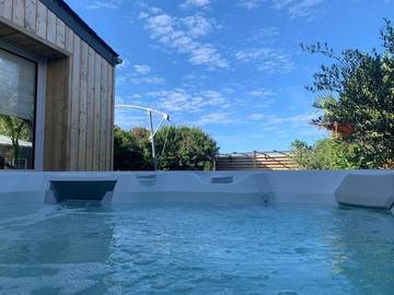 Gîte pour 6 personnes, avec jacuzzi et jardin dans Plage des Gougins
