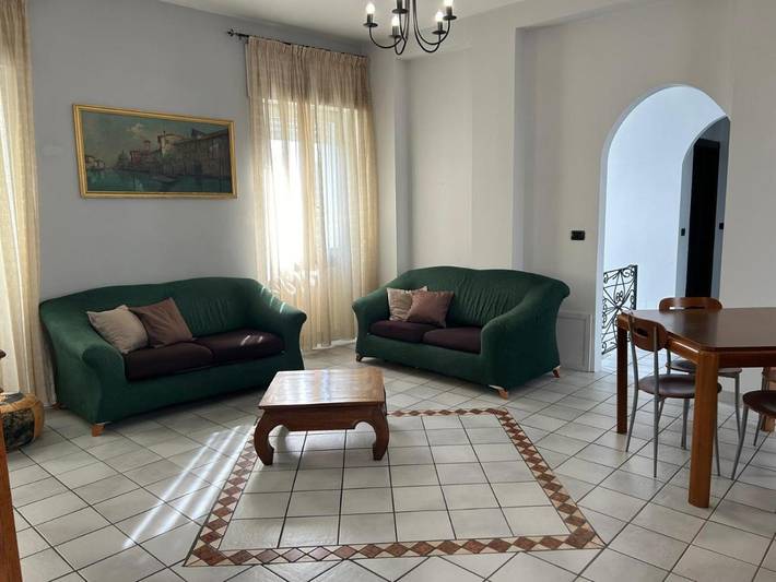 Gîte pour 5 personnes, avec vue et balcon à Serra San Bruno - 2