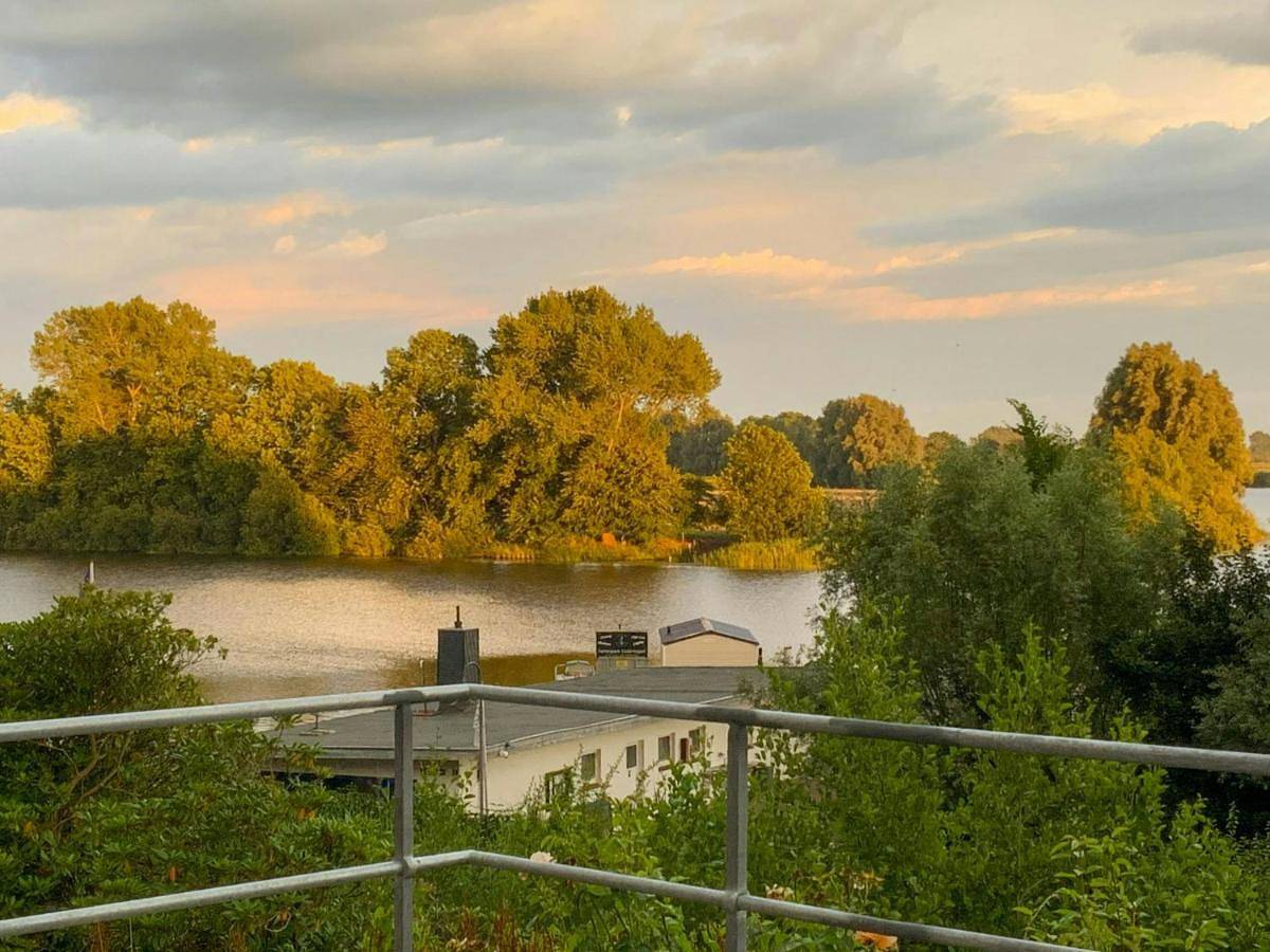 A Design Retreat With Views Of The Eider in Süderstapel, Eider-Treene-Sorge