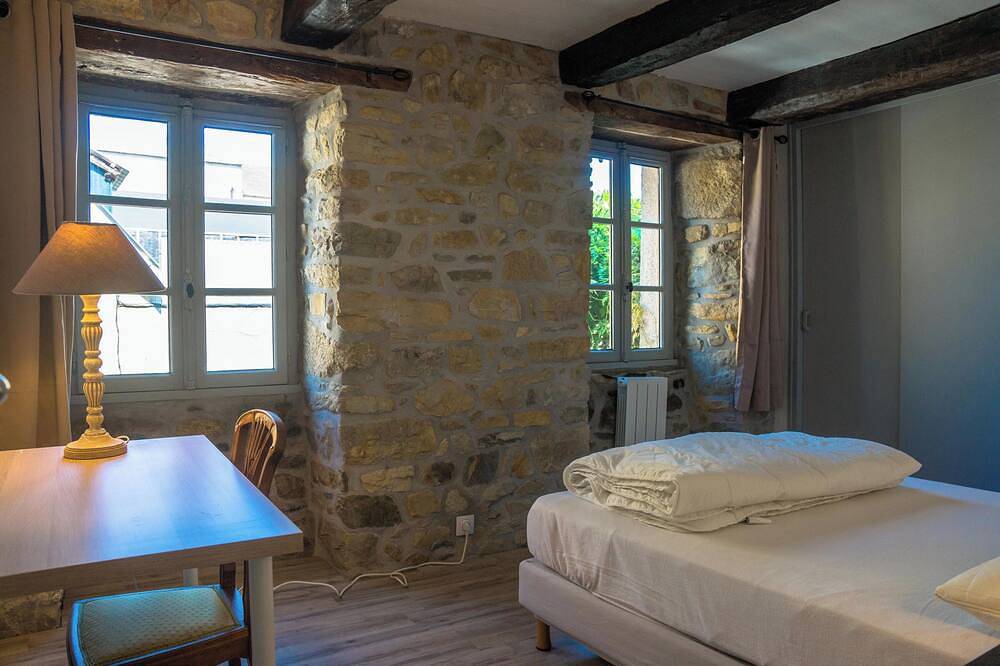 Artists' quarter house in Camaret-sur-Mer, Iroise