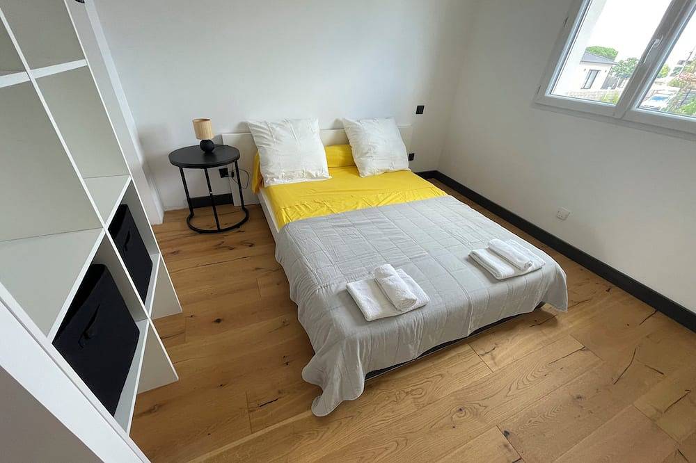 Luxury 5-bedroom villa Mountain view 5 minutes from the beach in Venzolasca, Corte region