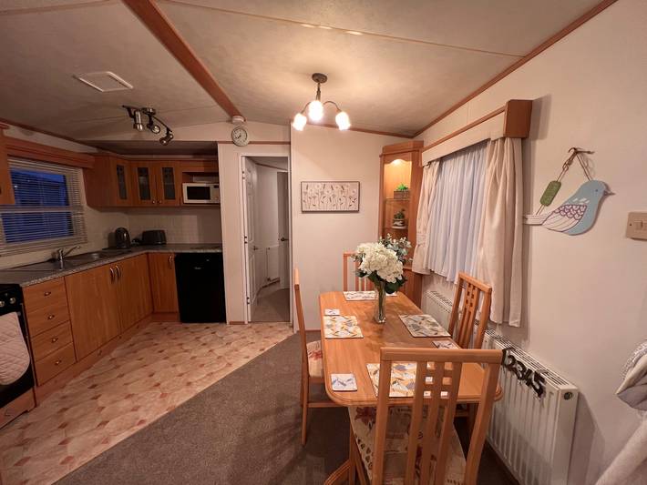 A and C Coastal Hideaway  Private Decking in Mersea Island, Colchester