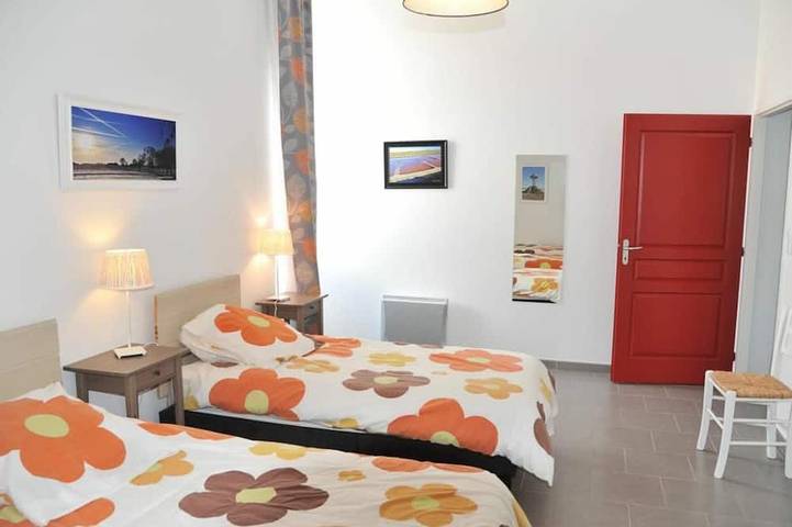 Gîte pour 5 personnes, avec jacuzzi ainsi que jardin et piscine, animaux acceptés à Soullans - 4