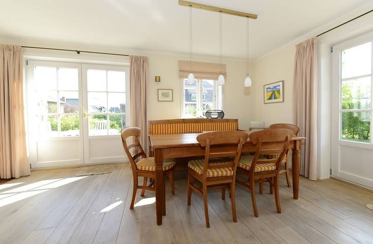 Ferienhaus für 6 Personen, mit Terrasse und Garten auf Föhr - 4