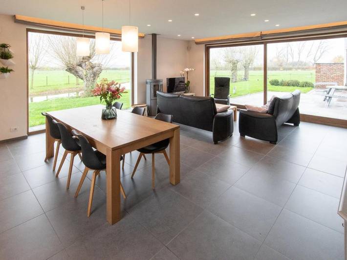 Location de vacances pour 6 personnes, avec sauna ainsi que vue et jardin dans Roesbrugge-Haringe - 3