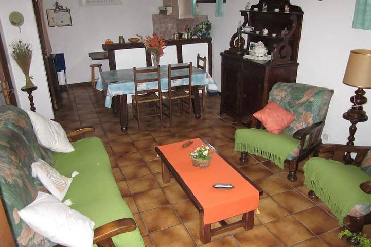 Entire apartment, Au Calme, Sans vis à vis in Saint-Jean-de-Luz, Bayonne region
