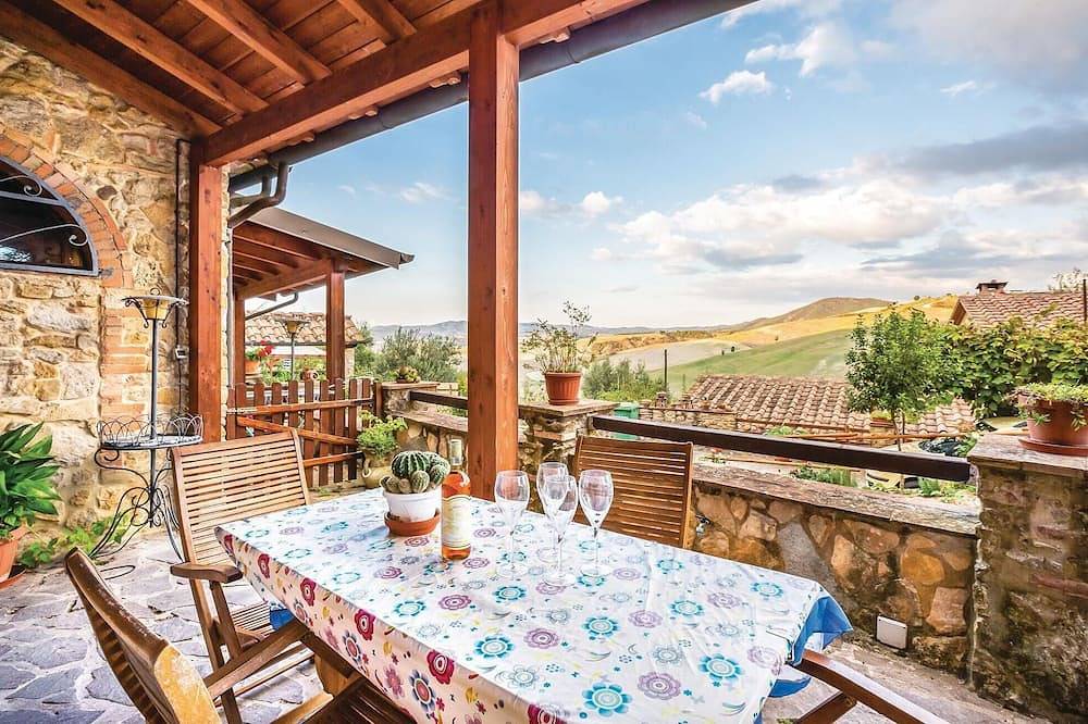 Geheel appartement, Gezellig appartement in Prato d'Era. in Volterra, Provincie Pisa