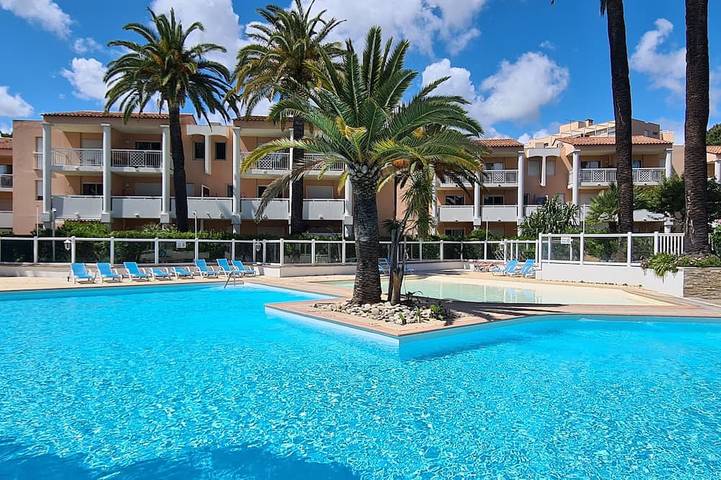 Holiday apartment for 4 people, with terrace and pool - 1
