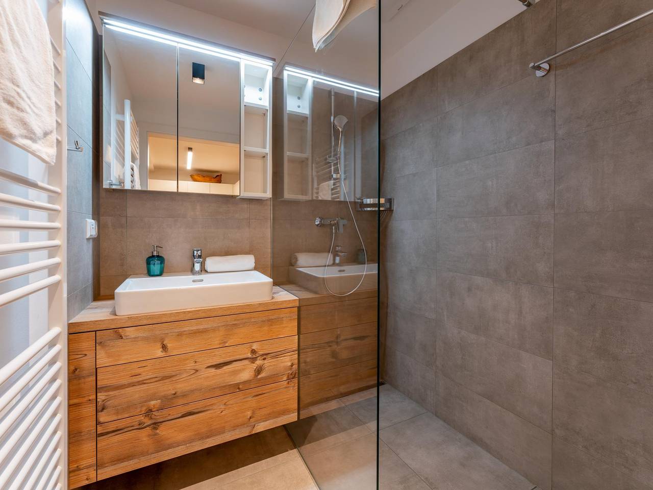 Geheel appartement, Appartement met prachtig uitzicht op de bergen in Mauterndorf, Lungau