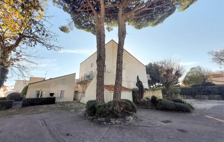 Gîte pour 4 personnes, avec terrasse dans Plage du Chay - 3