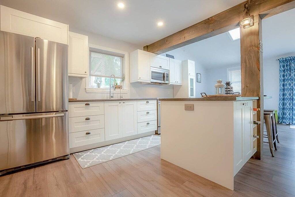 Lemons Lake Haus, Fireplace, 2 King Beds! in Huronsee (Kanada)