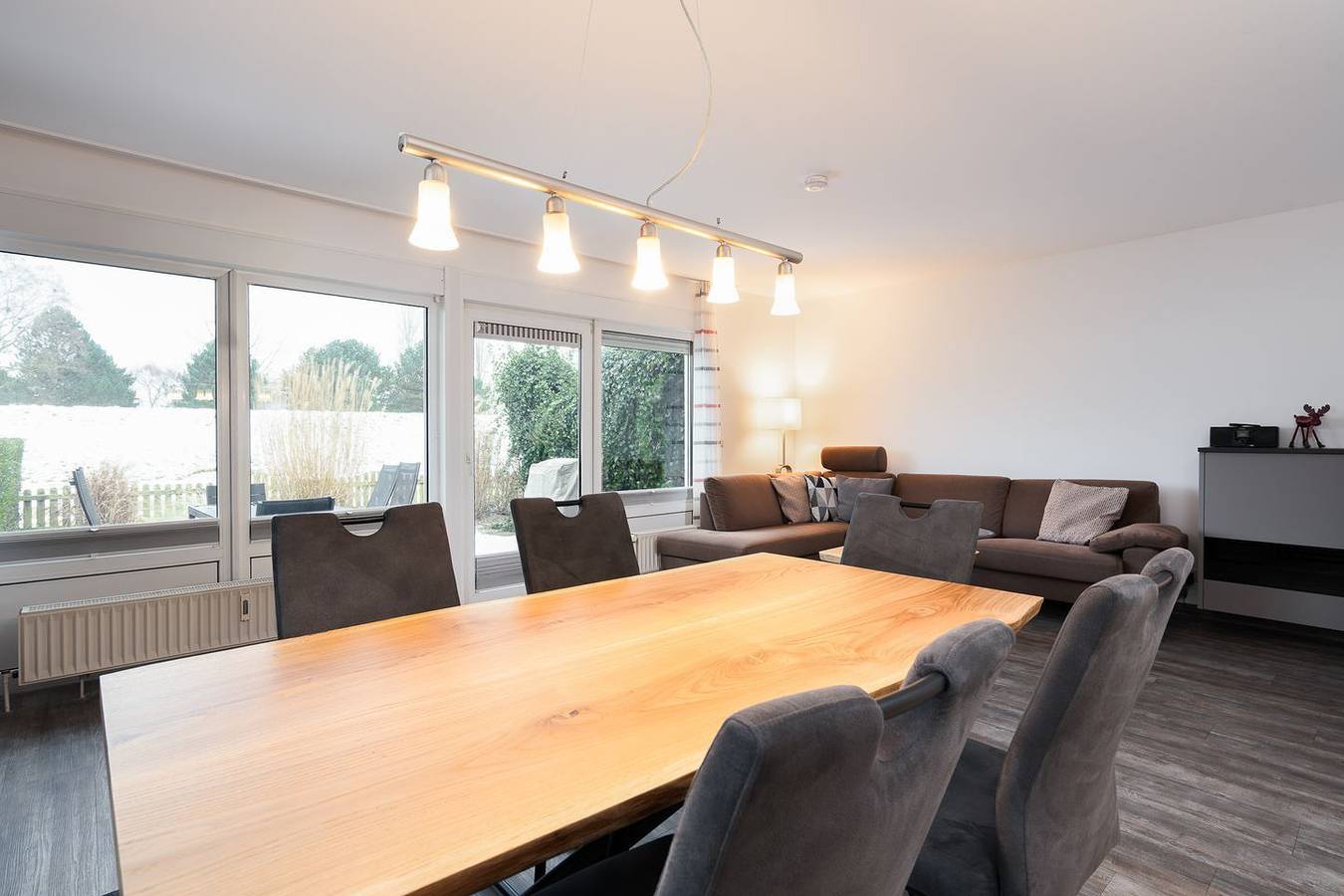 Ganze Wohnung, Strand & Ostsee vor der Tür - Maisonette-Ferienapartment in Grömitz
Deich-Residenz App. 01 in Grömitz, Ostholstein