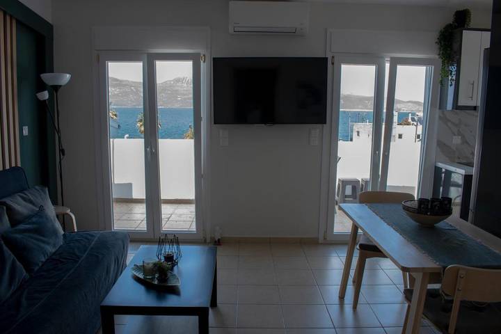 Gîte pour 4 personnes, avec vue et terrasse, animaux acceptés dans Selianitika - 3