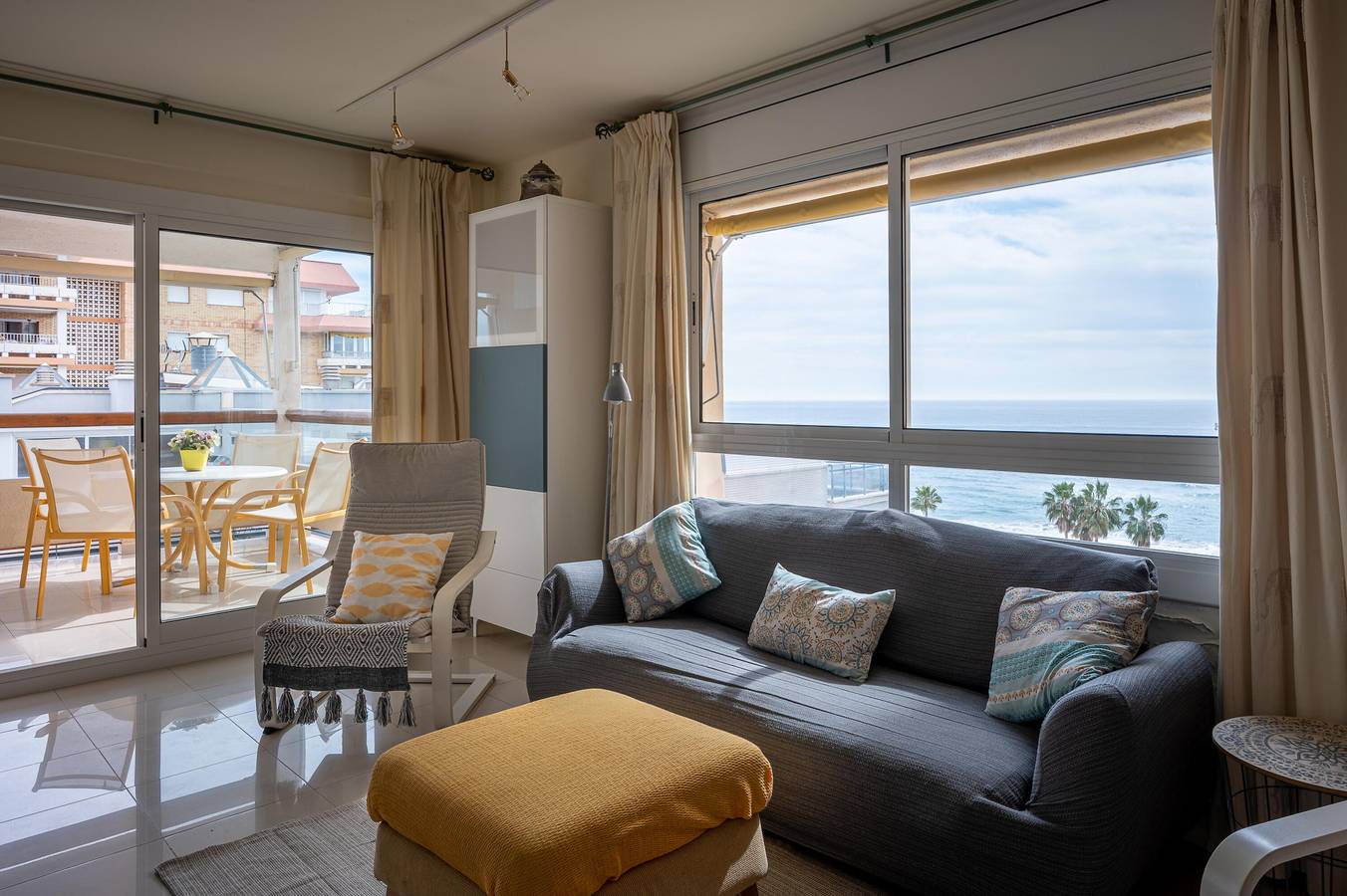 Apartamento entero, At100 Antina Mar: Apartamento con magnifica vista al mar situado en Baix a Mar in Torredembarra, Costa Dorada