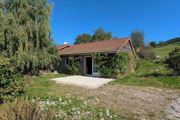 Gîte pour 9 personnes, avec jardin et jacuzzi à Laveline-du-Houx