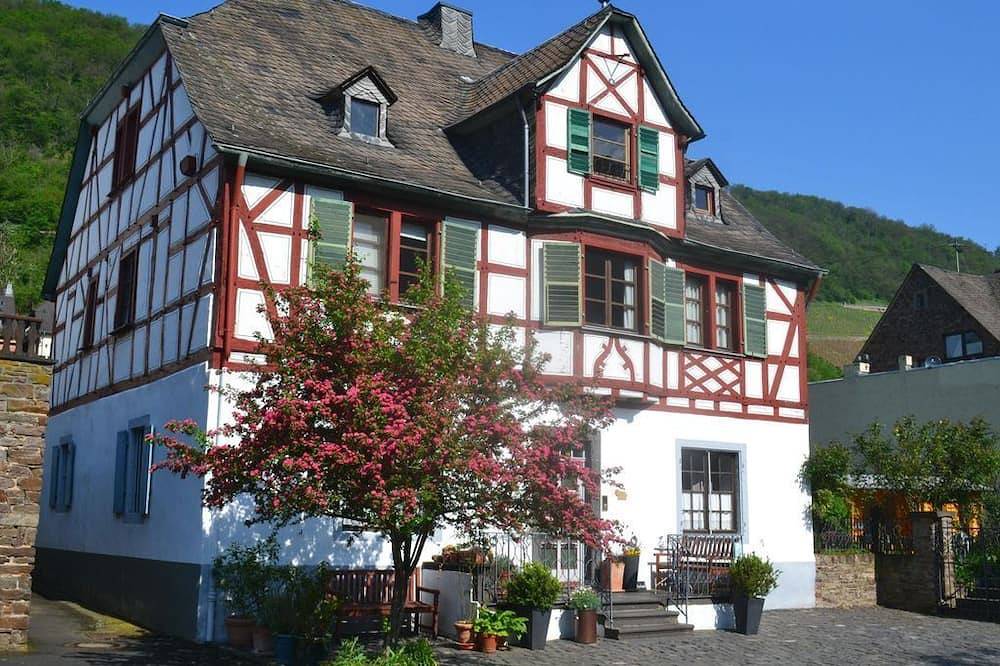 Ganze Wohnung, Im alten Halfenhaus - Doppelzimmer Dusche/Wc in Burg Eltz, Müden (Mosel)