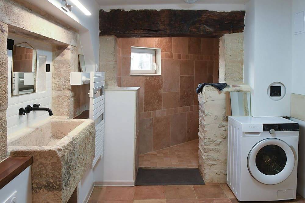 Guesthouse for 2 in a peaceful setting among the vines. Sauna & pool in Barsac, Langon und Umgebung