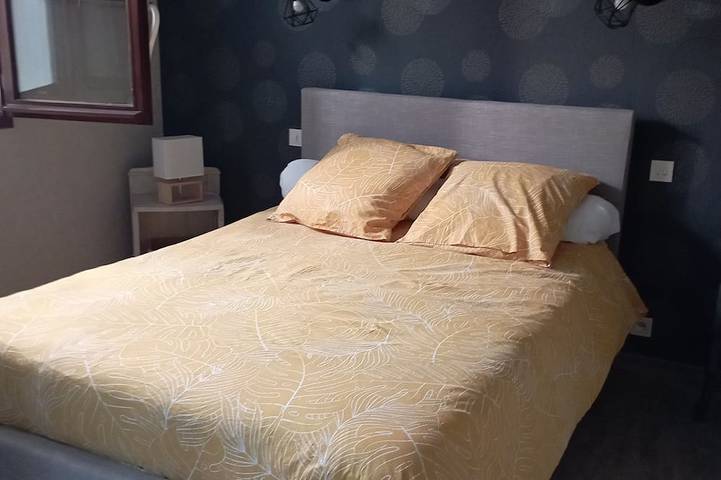 Location de vacances pour 4 personnes, avec jardin dans Beyssac - 2