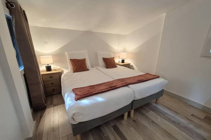 Chalet avec jardin et piscine pour 4 personnes in Suze-la-Rousse, Région de nyons
