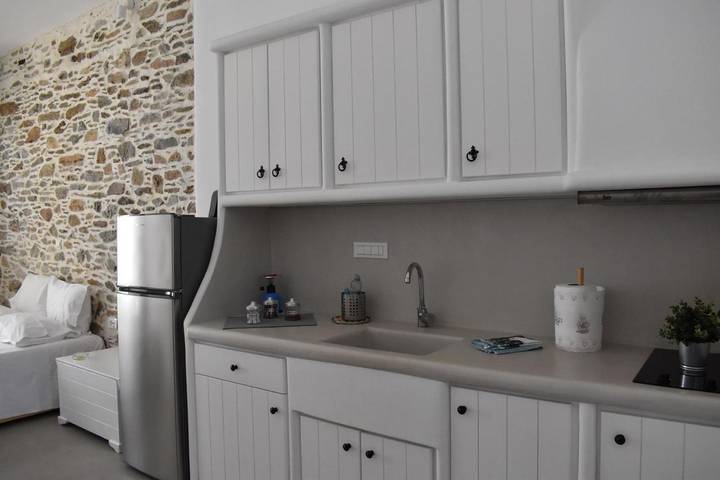 Gîte pour 2 personnes, avec terrasse dans Kithnos Chora - 4