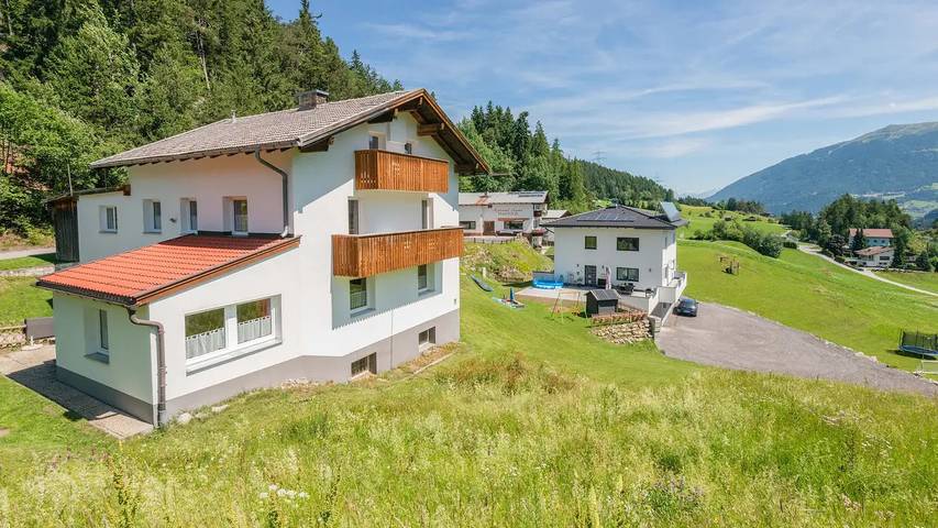 Ferienhaus für 12 Personen, mit Garten, mit Haustier