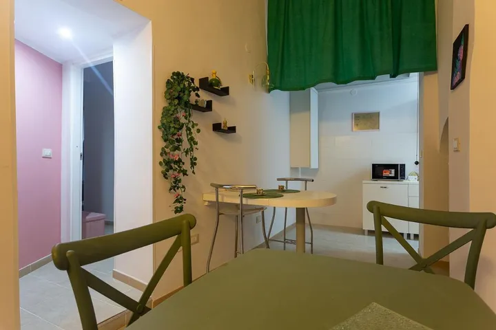 Casa de huéspuedes para 2 personas, con balcón - 1