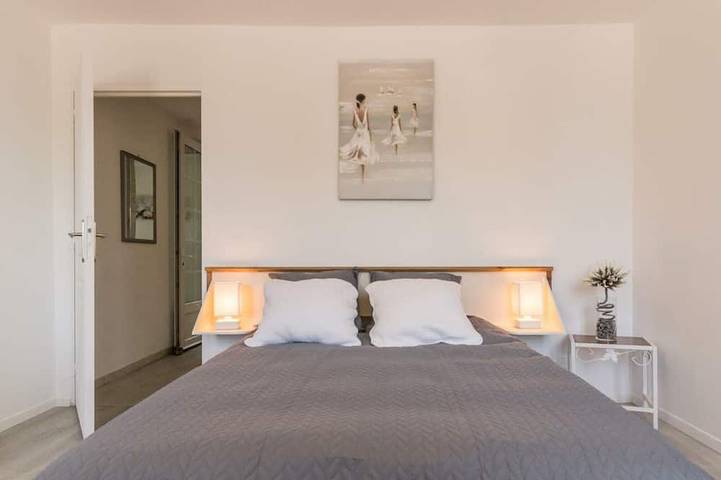 Gîte pour 5 personnes, avec jardin, animaux acceptés à Montaigu-la-Brisette - 3