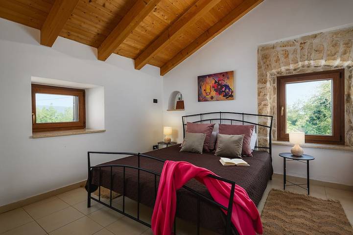 Villa Sole ⭐⭐⭐⭐⭐ Familienfreundliche Villa mit Meeresblick in Marčana, Südküste Istrien