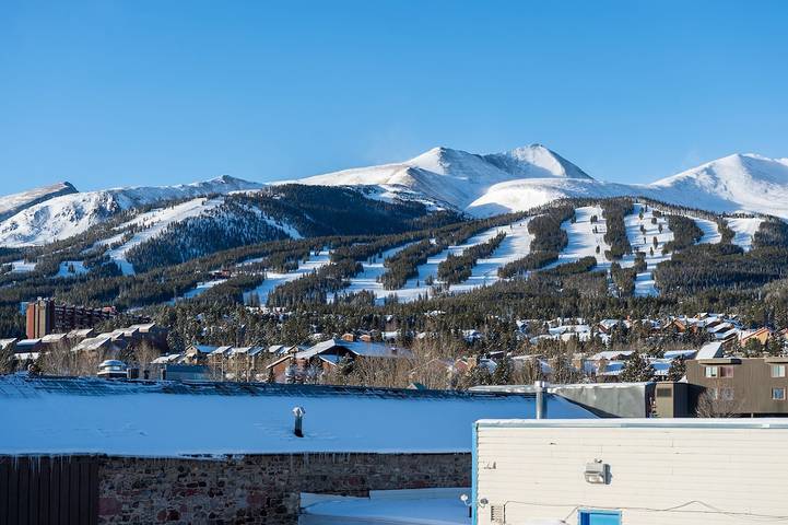 Vacation rental for 2 people, with sauna and pool as well as balcony and hot tub in Breckenridge