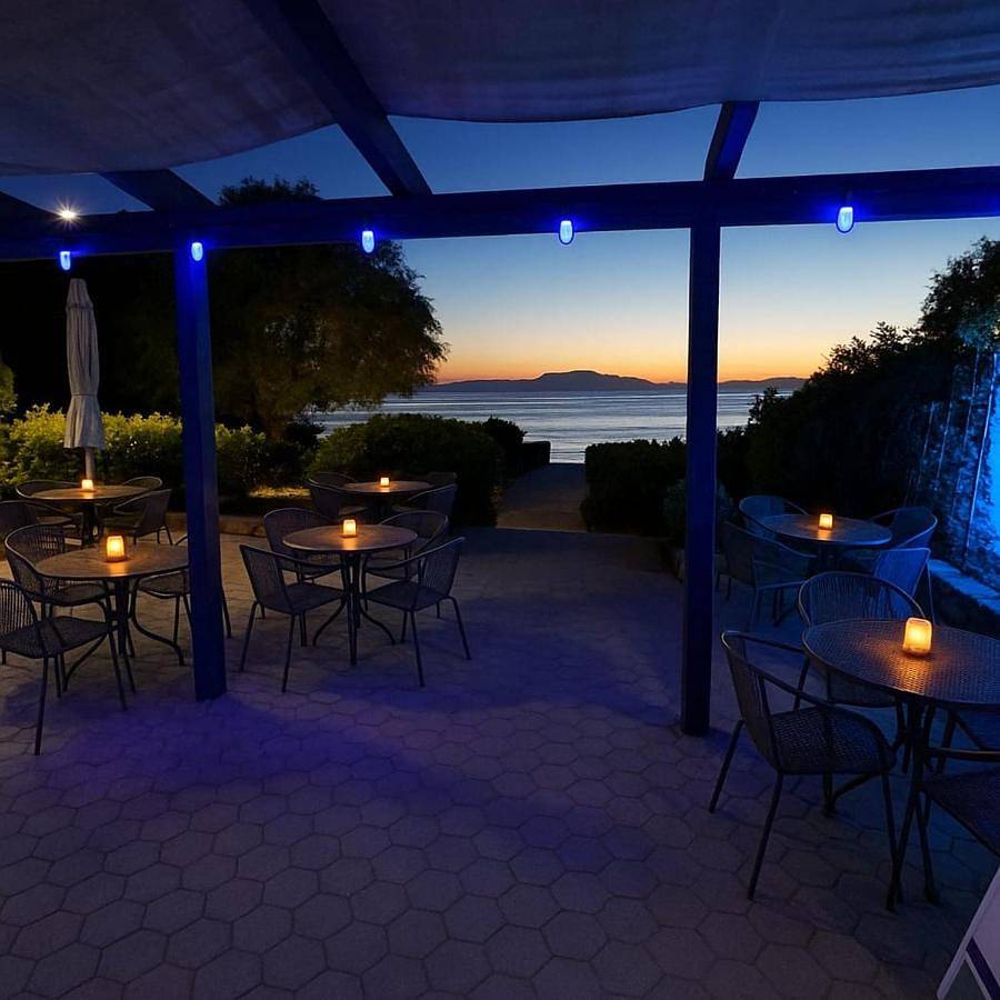 Appartement entier, Studio with Sea View in Argolide