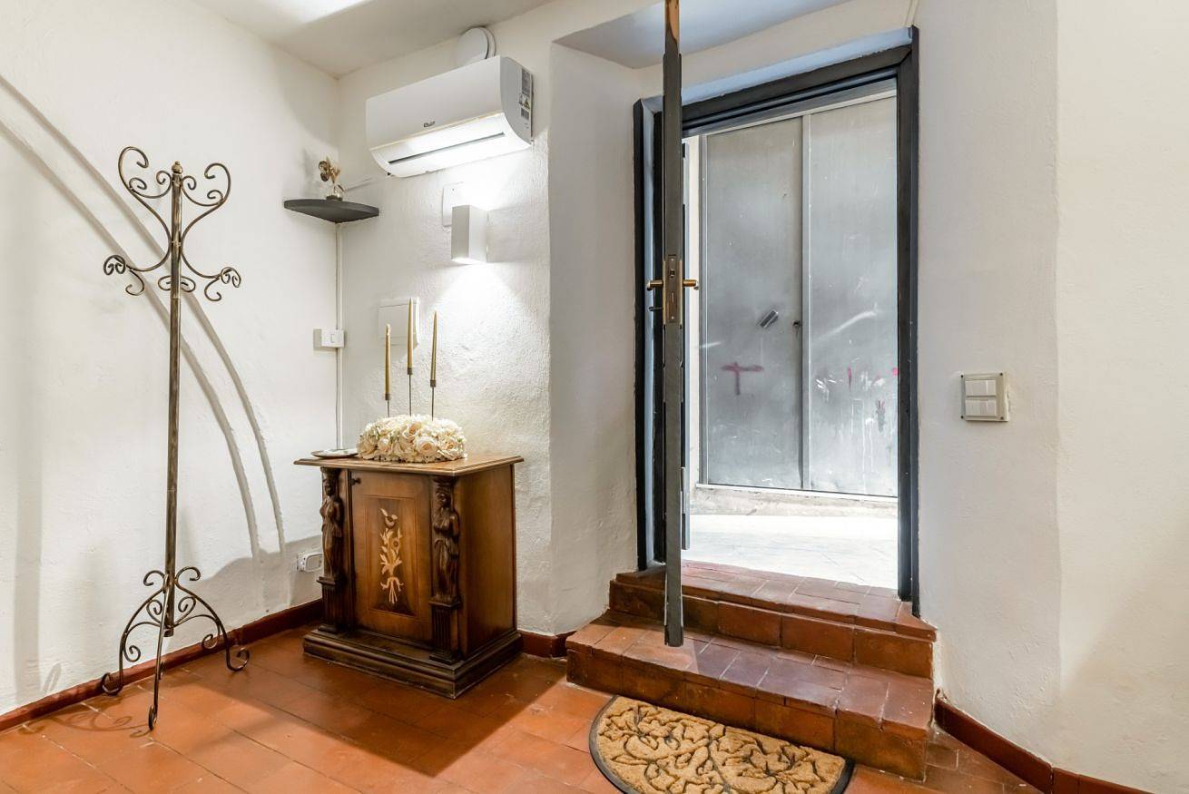 Entire apartment, Ballarò's Arches - Cortile Scimeca Apartment in Palermo, Palermo Province