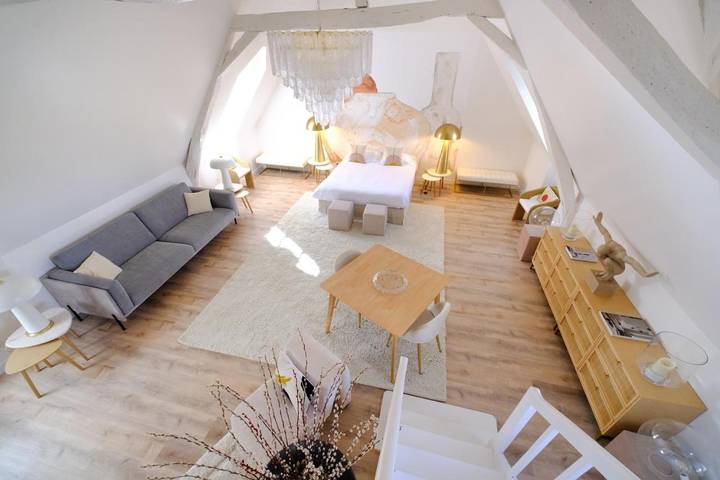 Gîte pour 4 personnes, avec jardin ainsi que piscine et vue à Vivy - 4