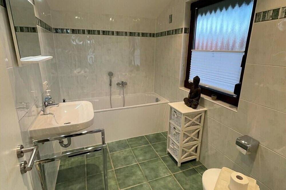 Freistehender Ferienbungalow im Fachwerkstil in Burhave, Butjadingen