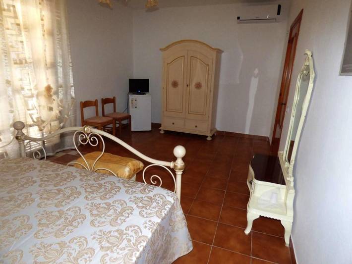 Chambre d’hôte pour 2 personnes, avec Balcon et Terrasse ainsi que Jardin et Vue à Budoni
