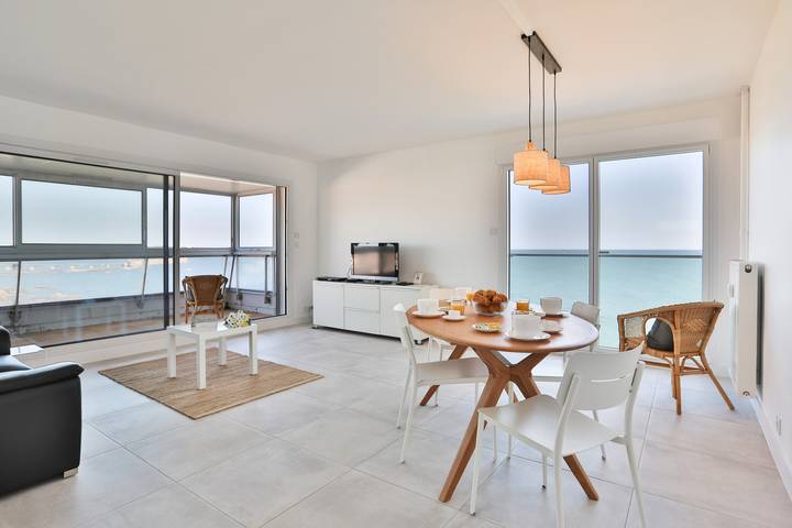 Appartement entier, Panoramic 85 - vue sur l'océan in Les Sables-d'Olonne, Vendée