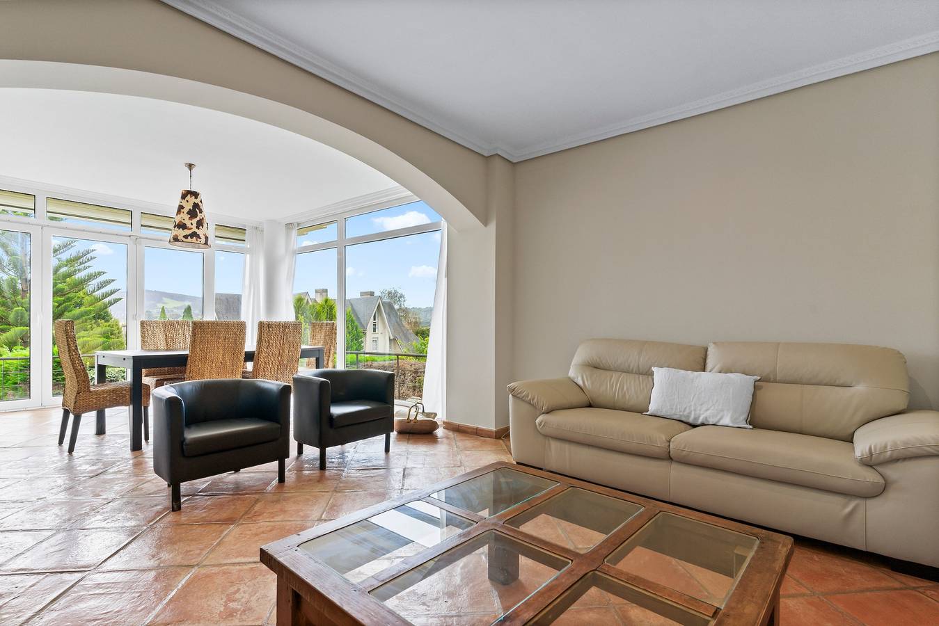 Villa di Lusso in Cantabria con Vista Montagna, Wi-Fi e Aria Condizionata in Pielagos, Costa cantabrica