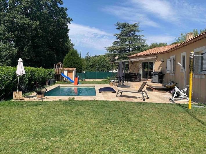 Villa pour 8 personnes, avec vue et piscine à Bouc-Bel-Air