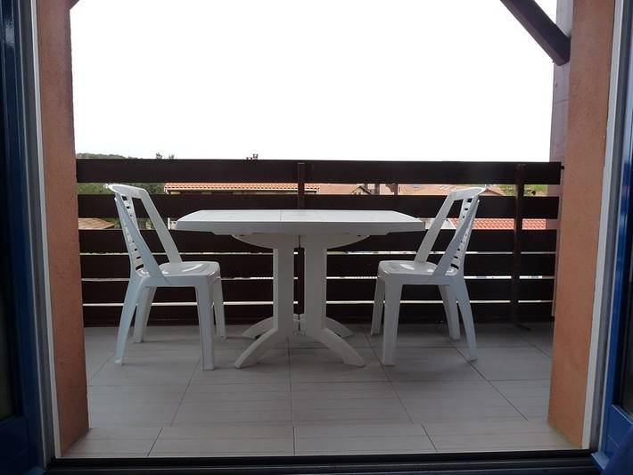 Gîte pour 4 personnes, avec terrasse dans Biscarrosse (bourg) - 2