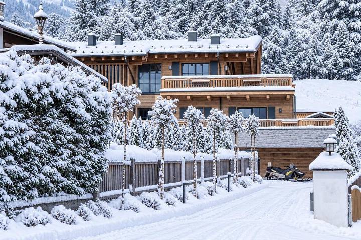 Ferienhaus für 10 Personen, mit Terrasse und Garten sowie Sauna und Ausblick