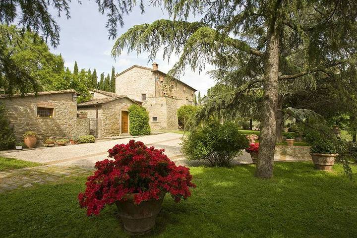 Agriturismo voor 3 personen, with whirlpool and zwembad as well as tuin in Cortona
