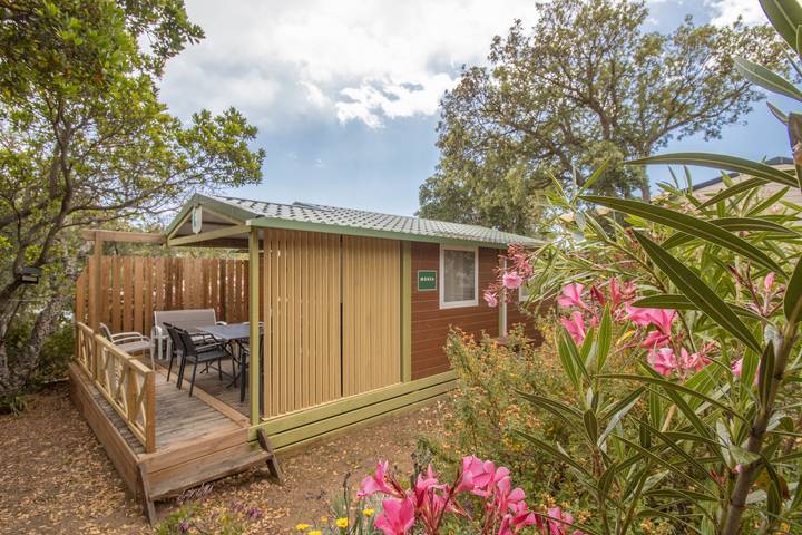 Chalet für 5 Personen, mit Balkon und Kinderpool, kinderfreundlich - 1
